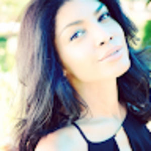 Meet your Posher, Yolanda